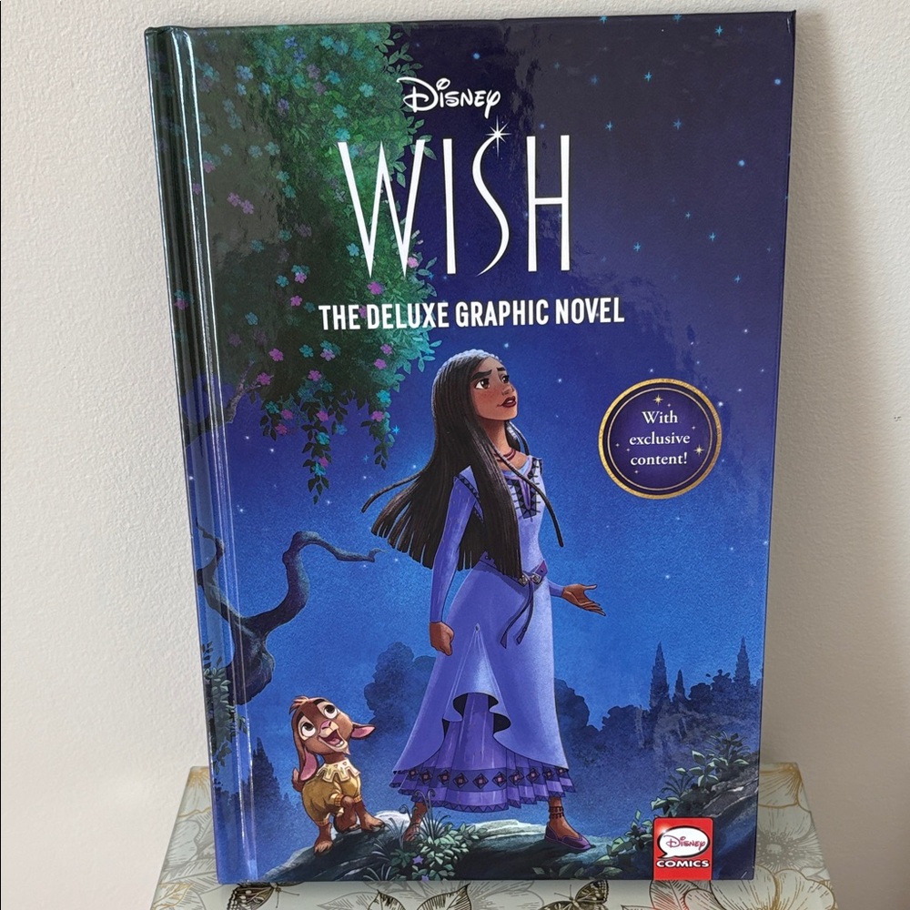 Disney Wish The Deluxe Graphic Novel Comic Book
